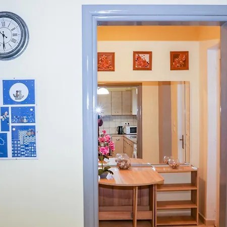Lana's House Проживання в сім'ї *